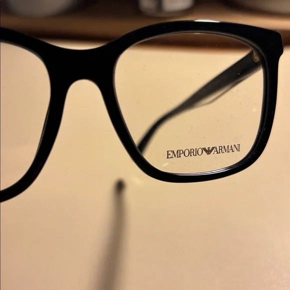 Emporio Armani EA3228 model eyeglasses - Picture 5 of 8